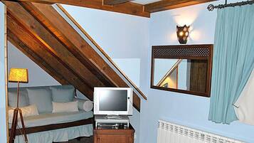 Ropa de cama de alta calidad, minibar, escritorio y cortinas blackout