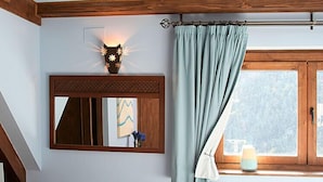 Premium bedding, minibar, desk, blackout curtains - Hotel Tierras de Arán (Vielha e Mijaran)