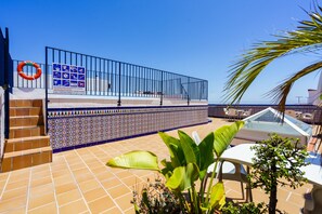 Sesongbasert utendørsbasseng