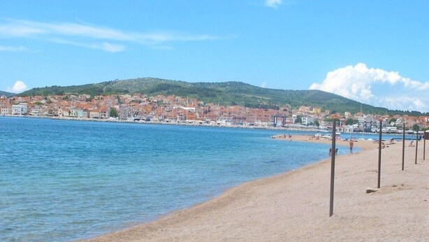 Beach - Bakmaz Apartment (Vodice)