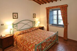 Panoramic Villa, Multiple Bedrooms (Villa Sodi) | 8 bedrooms, free cribs/infant beds, free WiFi, bed sheets - Villa Sodi (Castellina in Chianti)