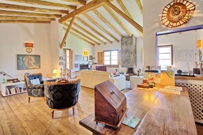 Panoramic Villa, 3 Bedrooms (Villa Oliveta)