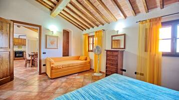 Apartment, 1 Bedroom (Certaldo 1) | 1 bedroom, desk, iron/ironing board, free cots/infant beds