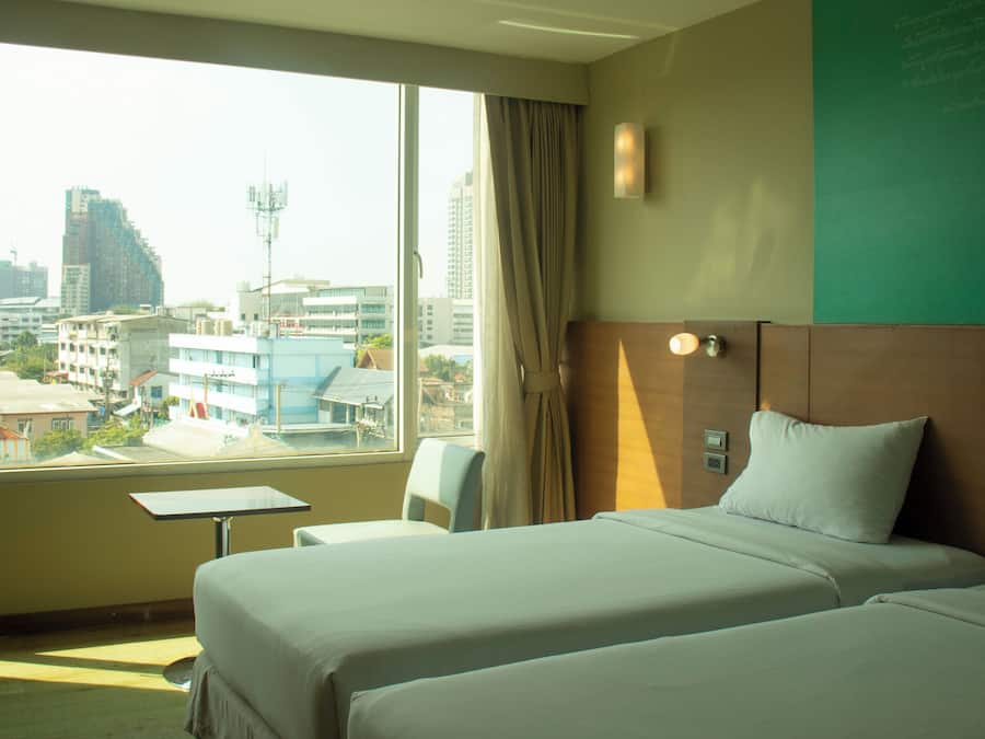 Free WiFi, bed sheets