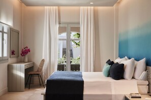 Room - (Paros)