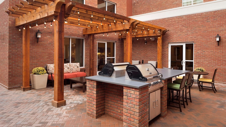 Homewood Suites by Hilton Kalamazoo-Portage