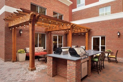 Homewood Suites by Hilton Kalamazoo-Portage