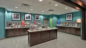 Tägliches inbegriffenes Frühstücksbuffet