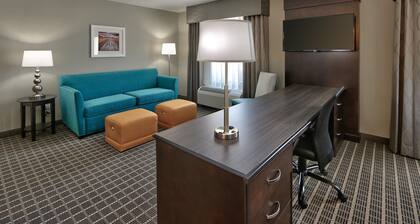 Hampton Inn & Suites Albuquerque Airport