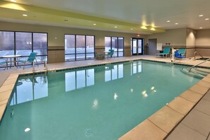 Pool - Hampton Inn & Suites Albuquerque Airport (Albuquerque)