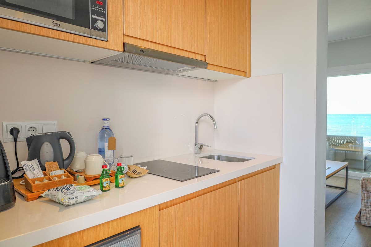 suite (beach) | private kitchen | eco-friendly cleaning products