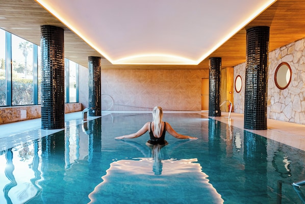 Sauna, hot tub, steam room, facials, massages