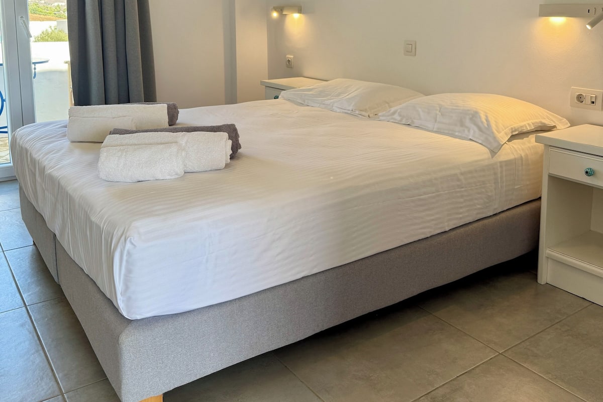 1 makuuhuone, yksilöllisesti sisustettu, yksilöllisesti kalustettu