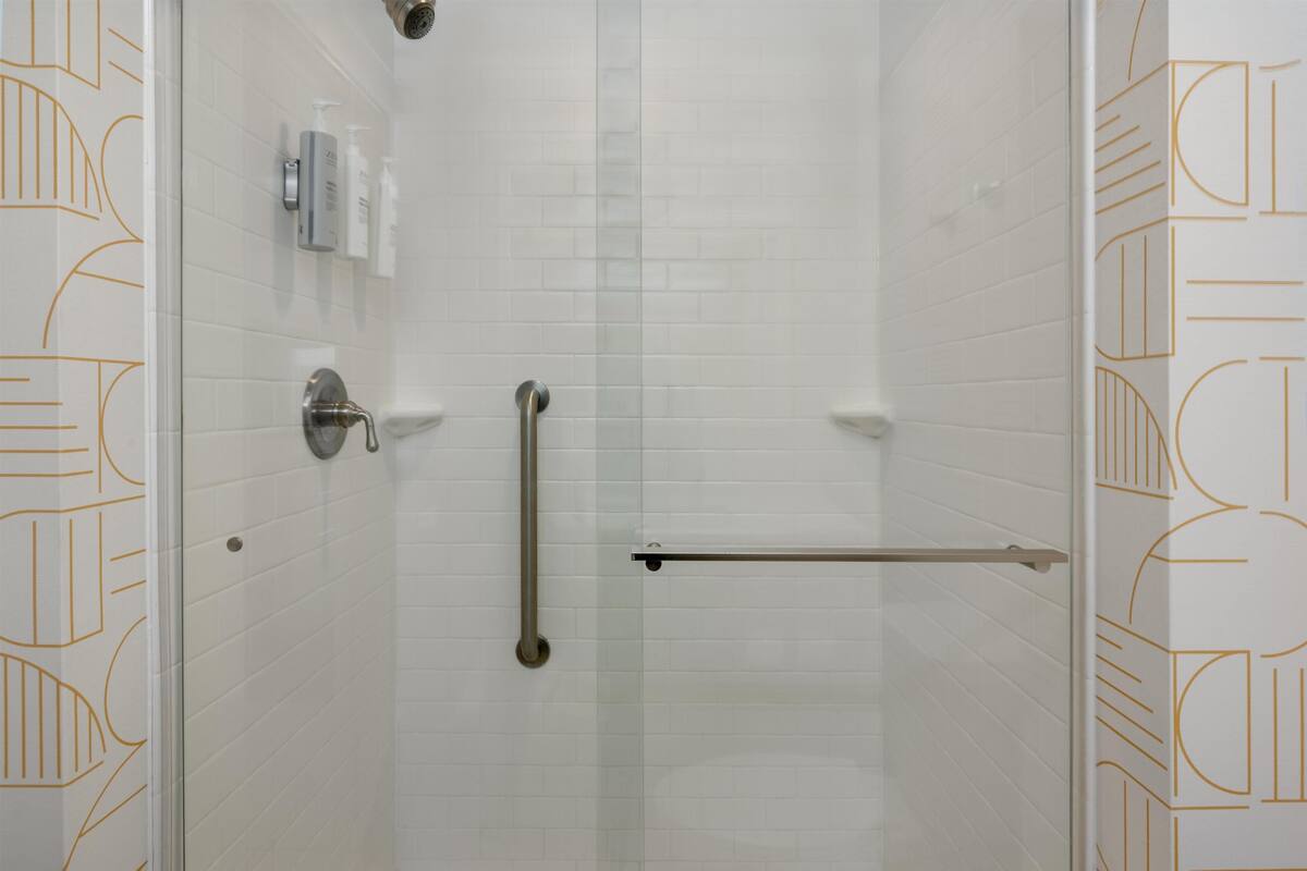 Bathroom shower