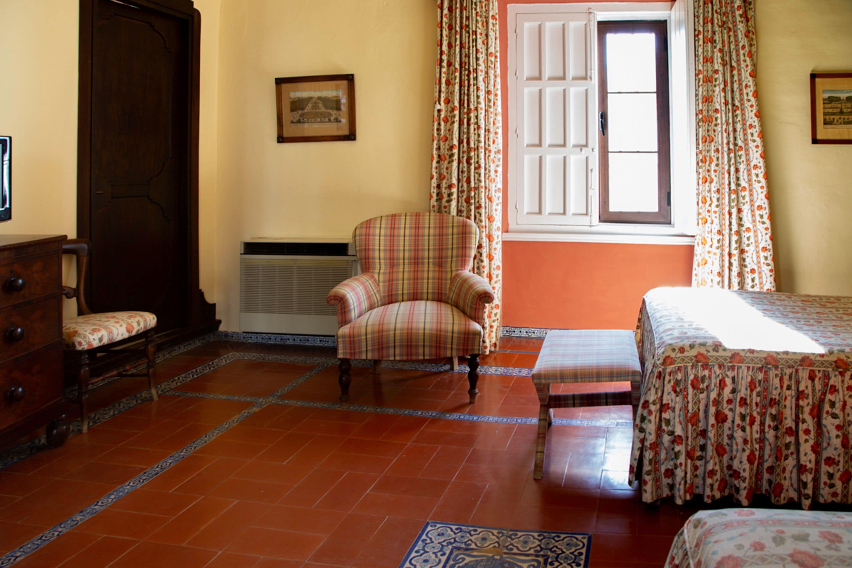 deluxe double room, garden view | individually decorated, individually furnished, free cots/infant beds