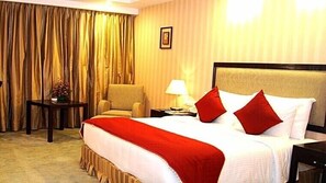 Minibar, coffres-forts dans les chambres, bureau, chambres insonorisées