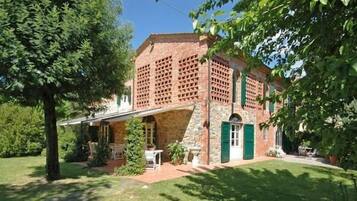 Facciata della struttura