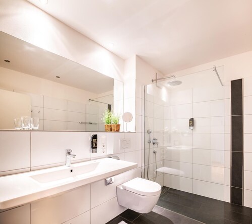 SCHROEDERS Stadtwaldhotel
