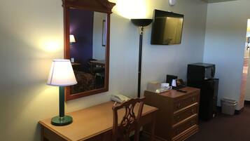 Premium bedding, iron/ironing board, cribs/infant beds, free WiFi