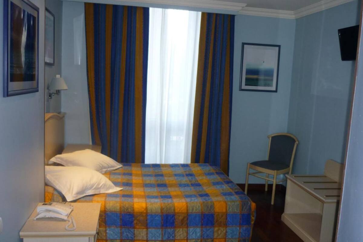 Standard Double Room | WiFi (free)