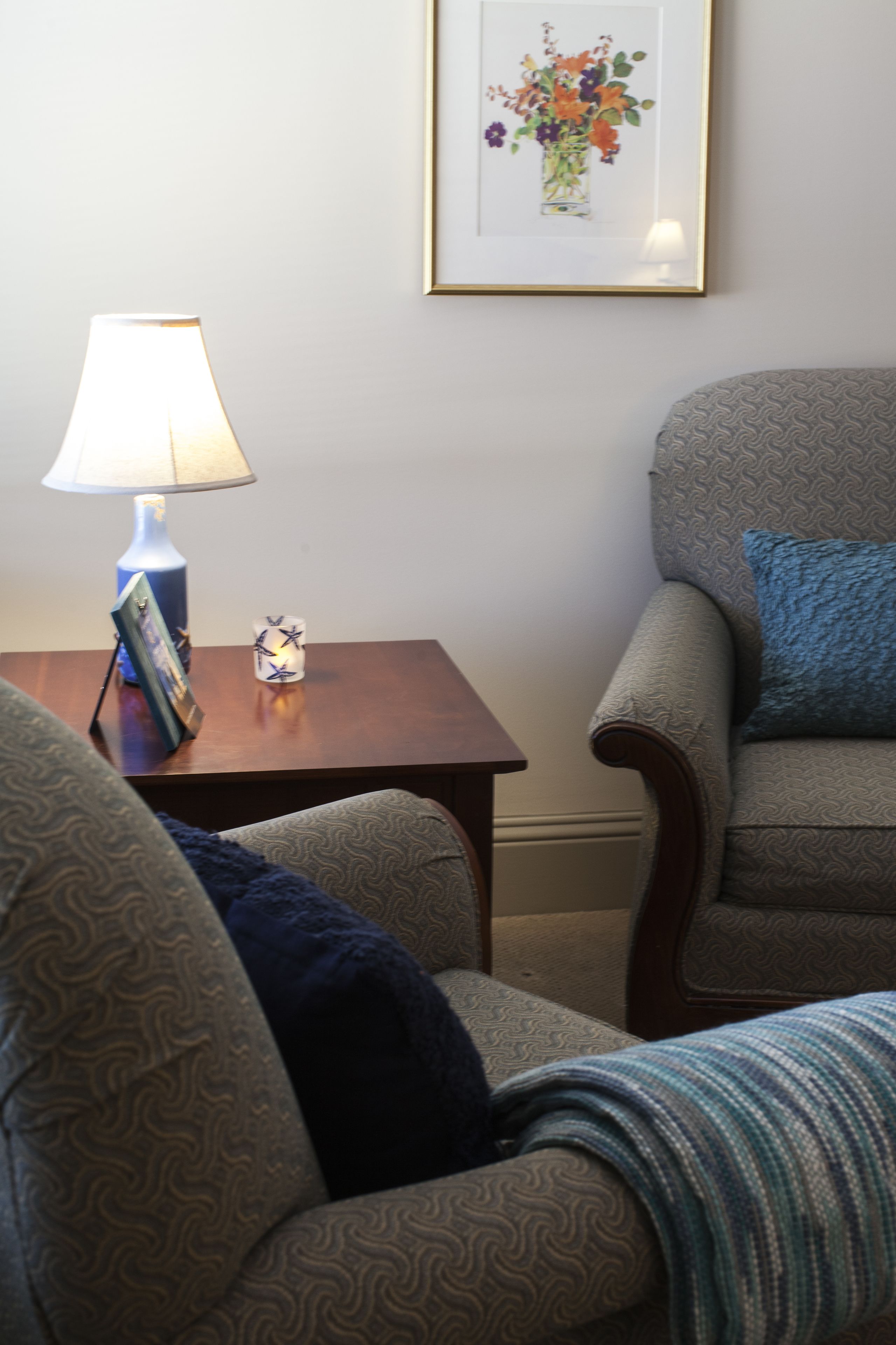 room, 2 queen beds | living area | flat-screen tv