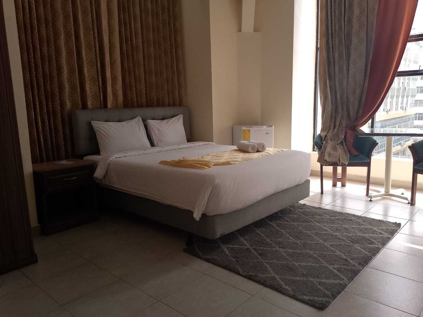 down duvets, desk, free wifi, bed sheets