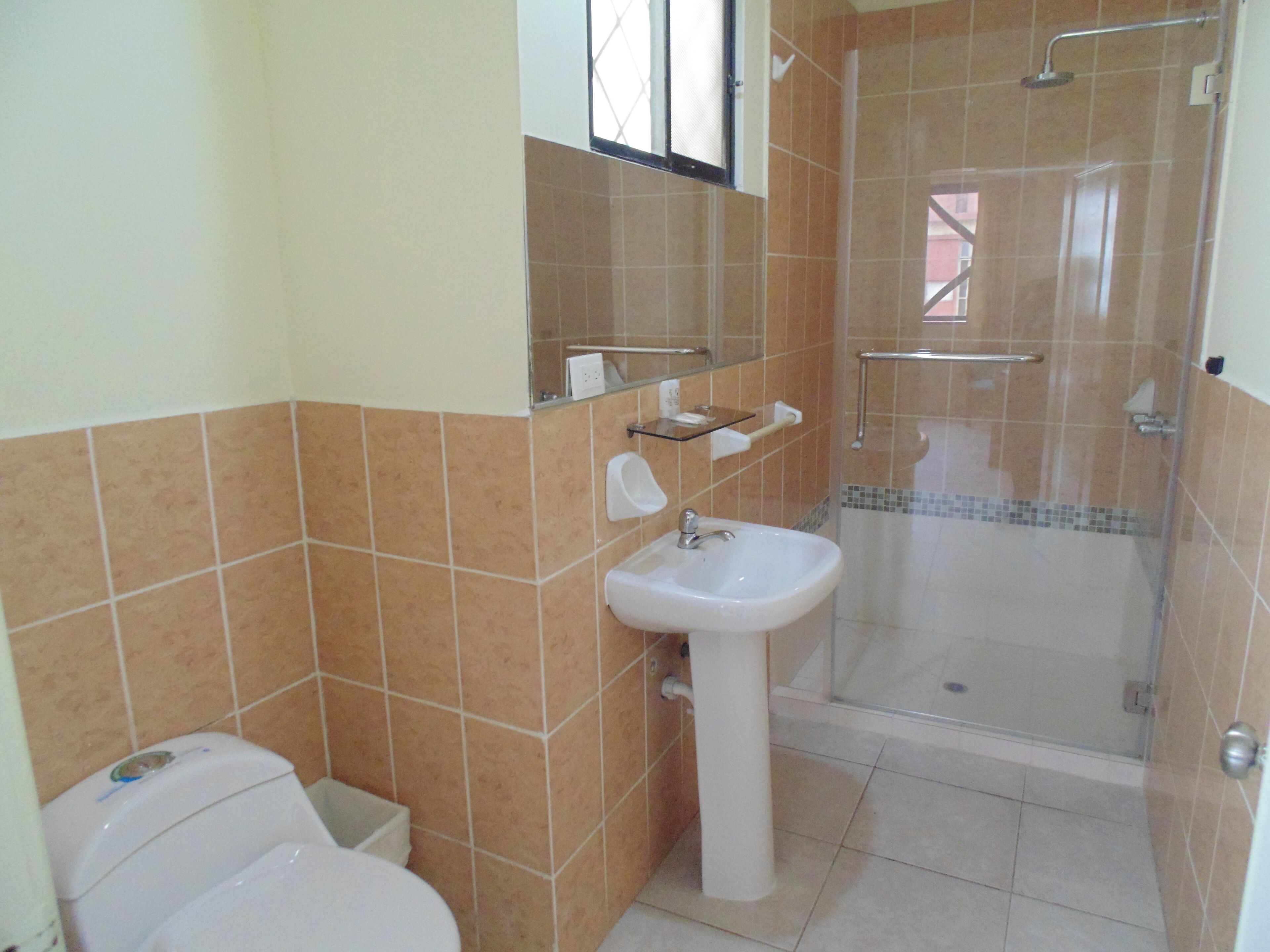 shower, free toiletries, towels, soap