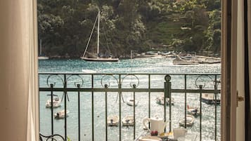 Suite Junior, balcone, vista mare | Vista dalla camera