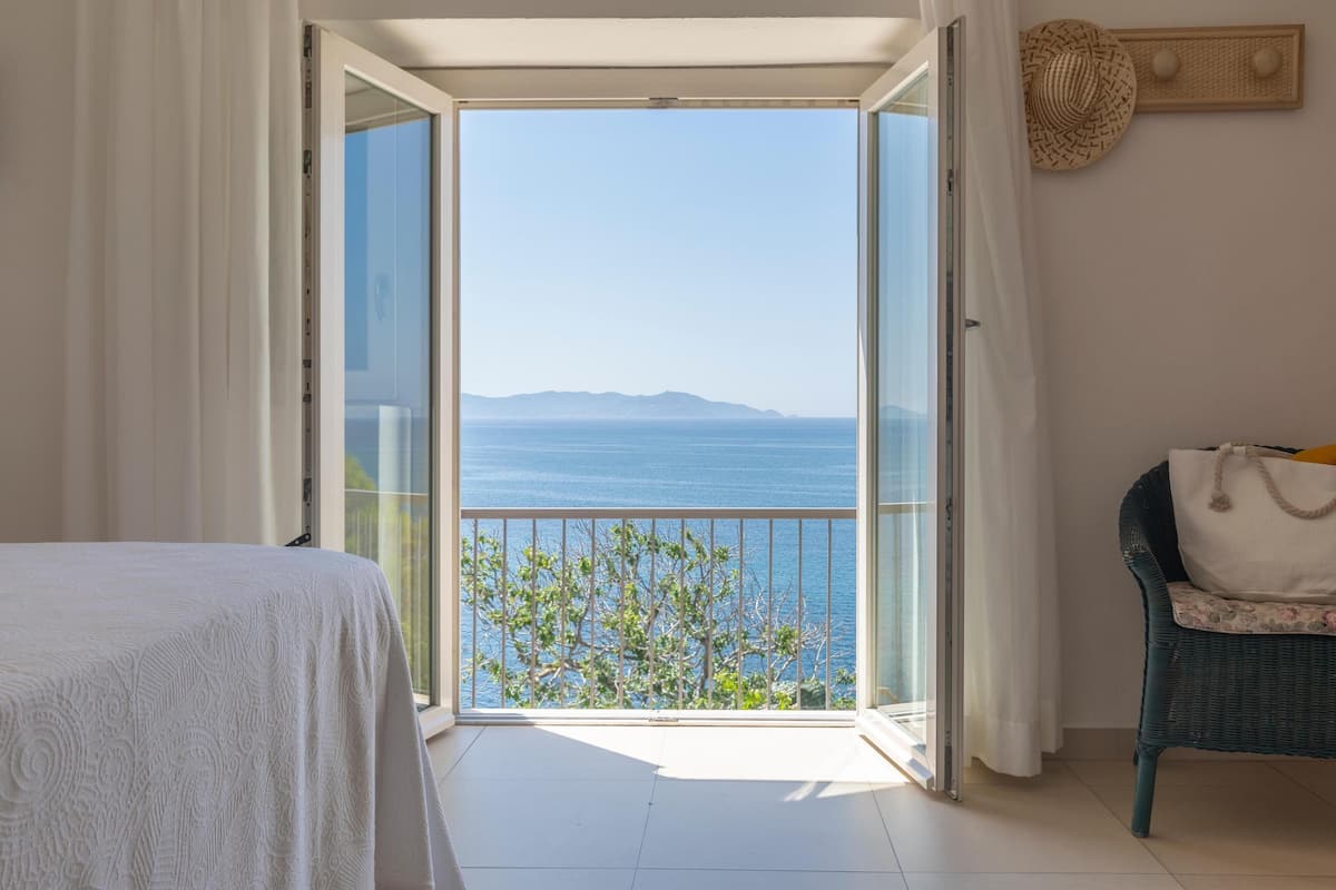 Superior Room, 1 Queen Bed, Sea View (top view)