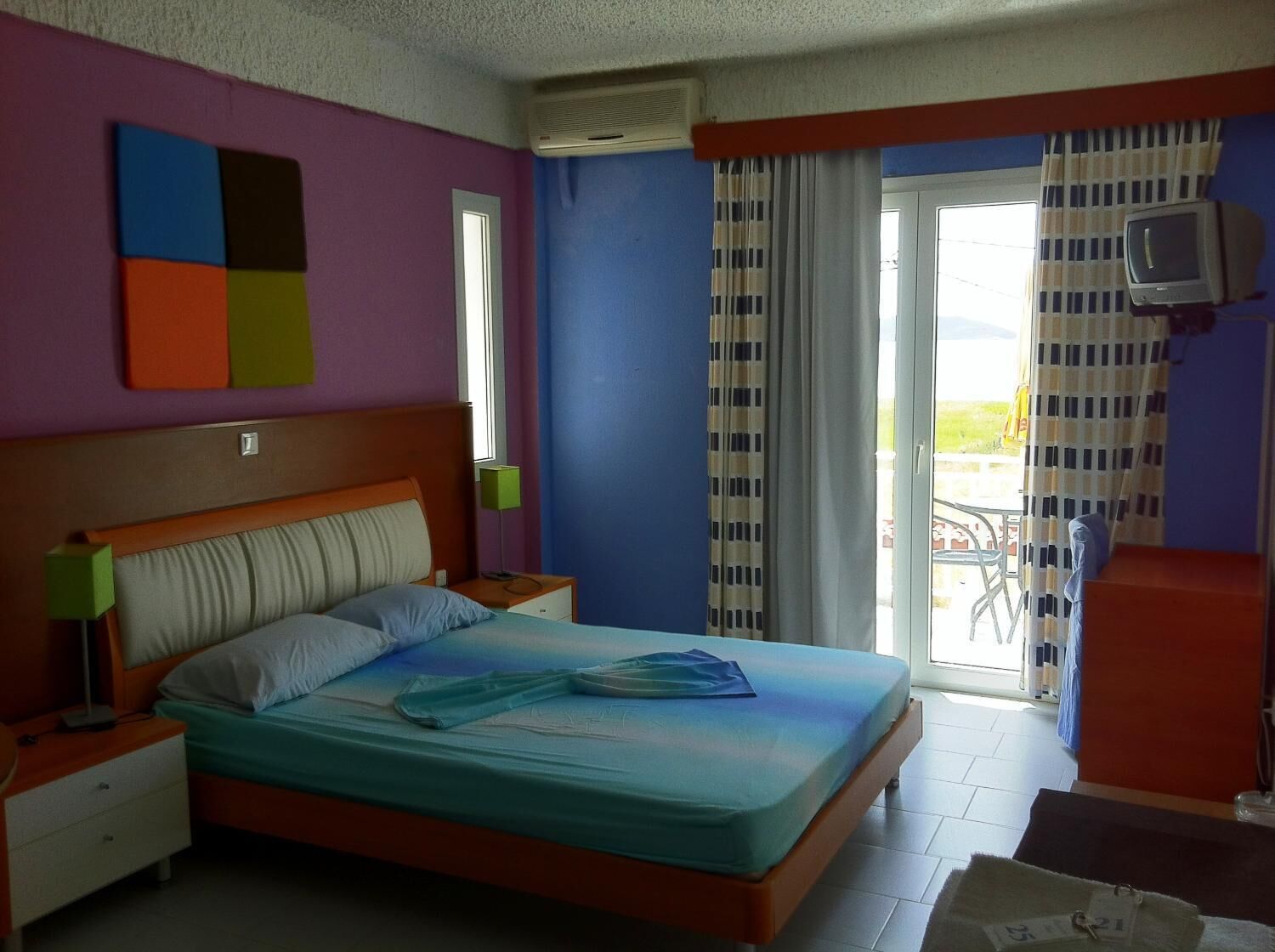 Een kluis op de kamer, geluiddichte muren, gratis wifi, beddengoed