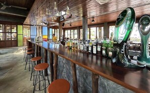 Bar (in der Unterkunft)