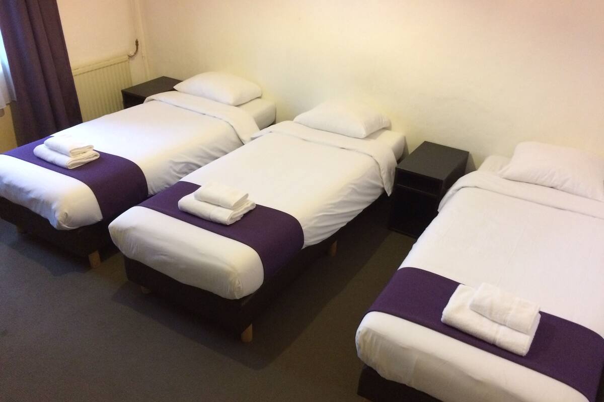 1 habitación, caja de seguridad en la habitación y wifi gratis