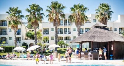 Yellow Alvor Garden Hotel