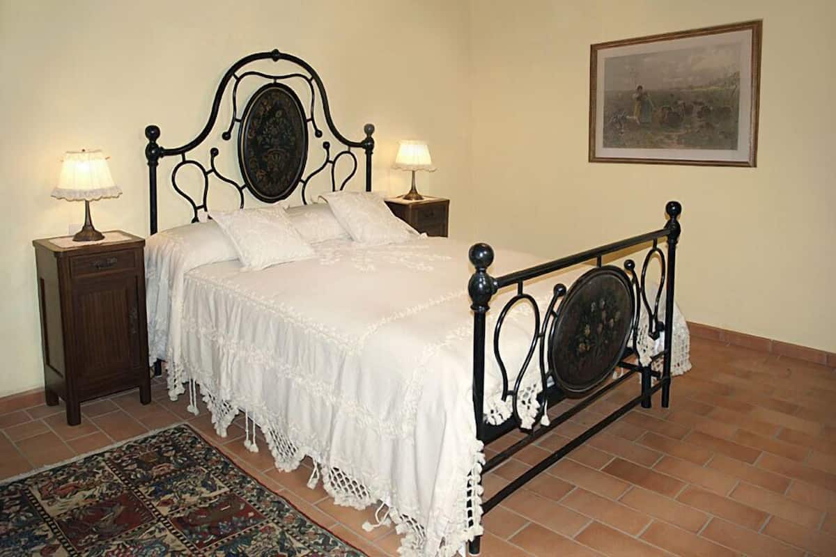 Apartamento, 1 quarto | Roupas de cama premium, frigobar, berços grátis, Wi-Fi de cortesia