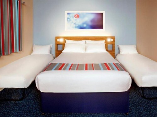 Travelodge Perth Broxden Junction