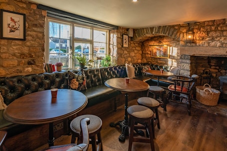 Restaurant. The Bowl Inn