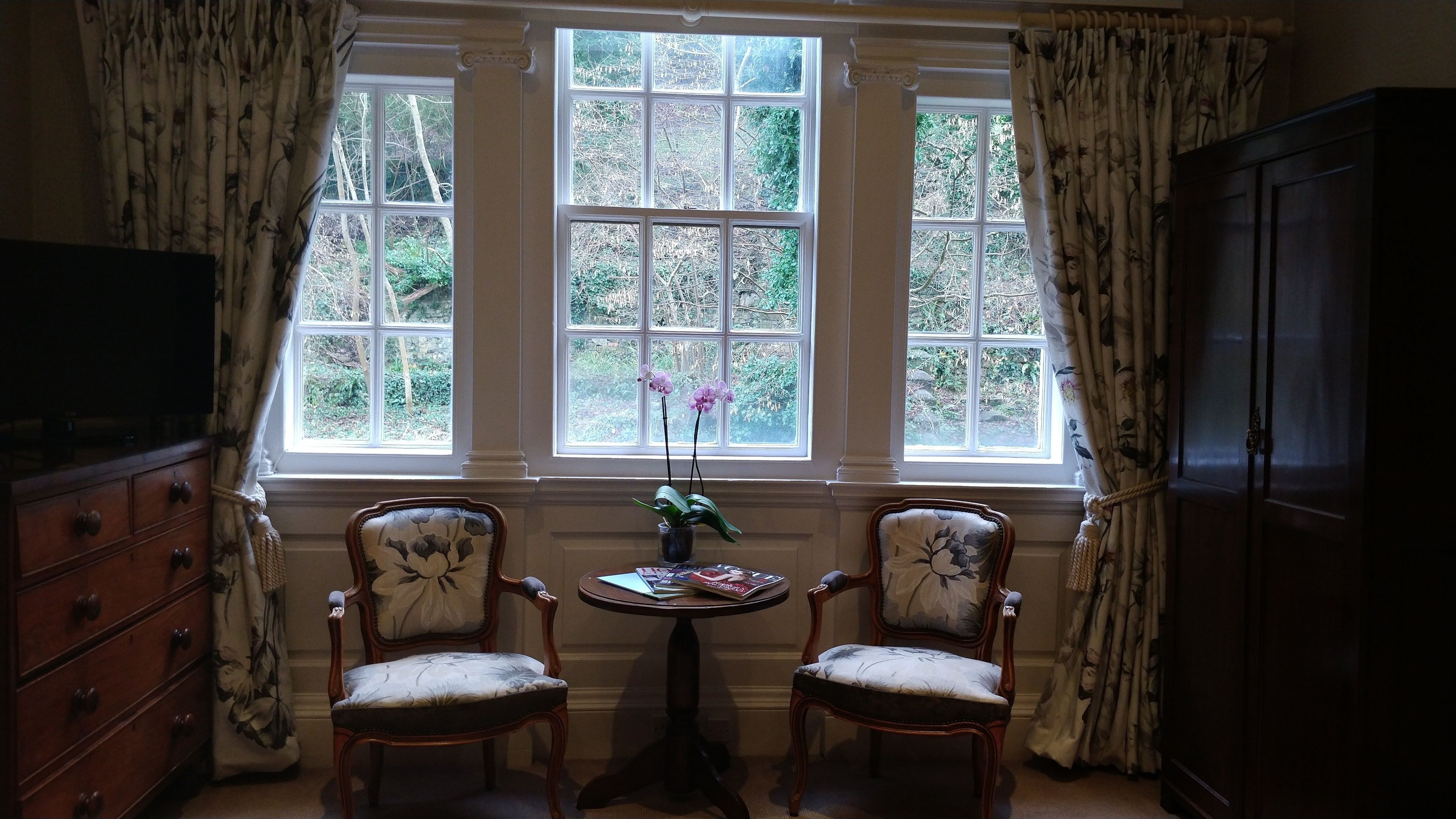 Habitación clásica doble (4 Poster) | Servicio de comidas en la habitación