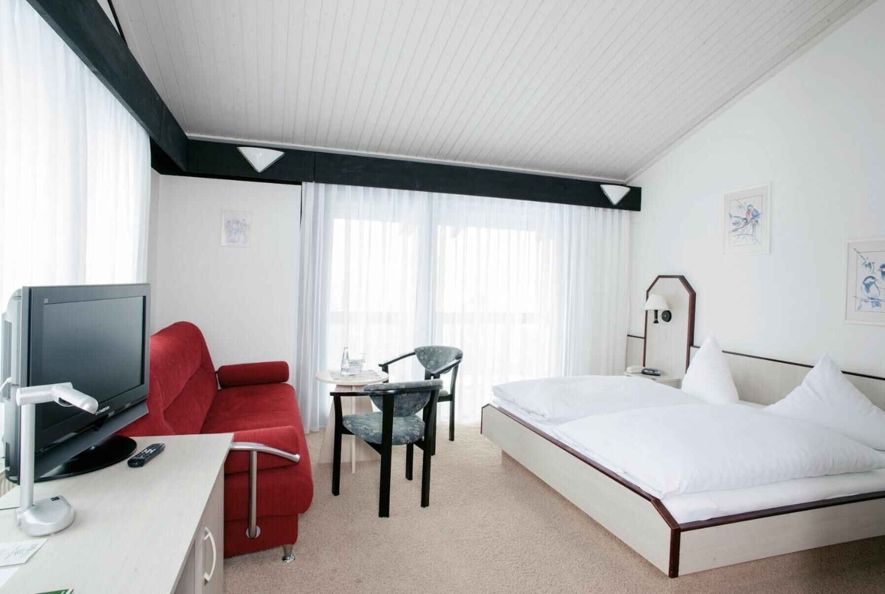 hypo-allergenic bedding, minibar, in-room safe, desk