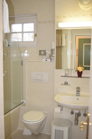 Room - Hotel-pension Landhaus Fuhrgassl-huber (Vienna)