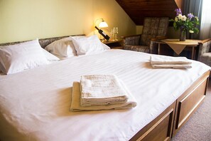 Minibar, soundproofing, free WiFi, bed sheets - Hotel Molnár (Budapest)