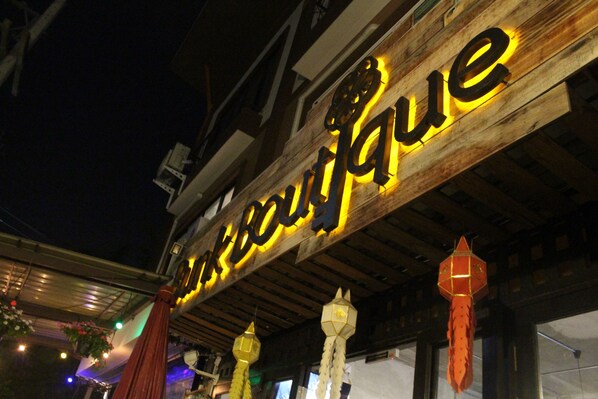 View from property - Bunk Boutique Hostel Chiangmai (Chiang Mai)