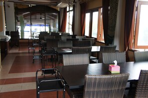 Nhà hàng