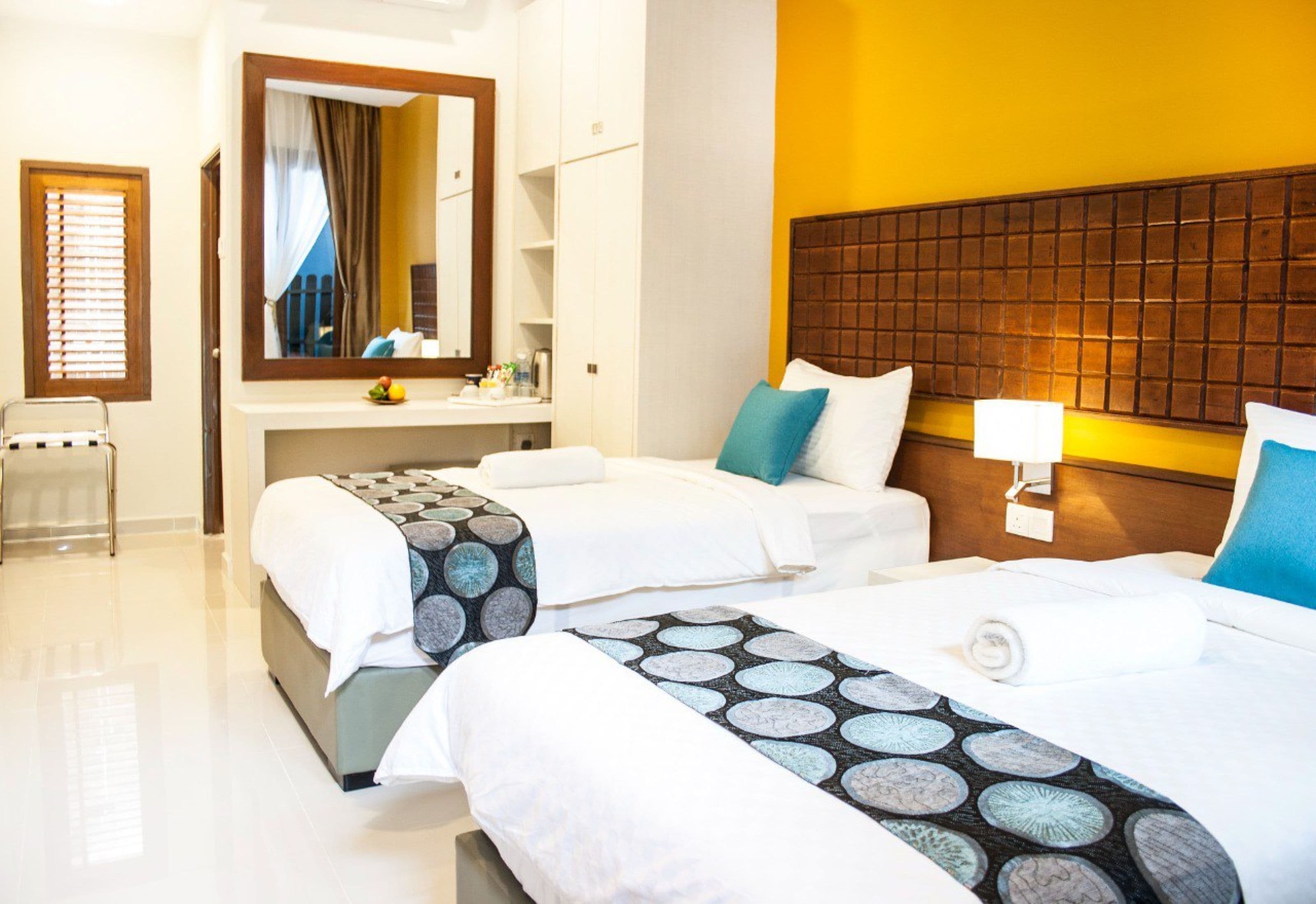 deluxe twin room, balcony | 1 bedroom, minibar, in-room safe, laptop workspace