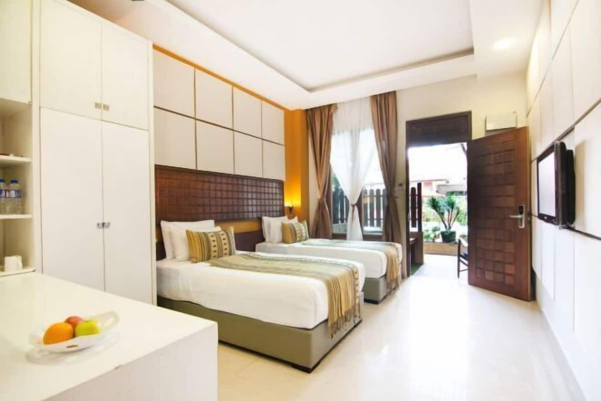 1 chambre, minibar, coffres-forts dans les chambres