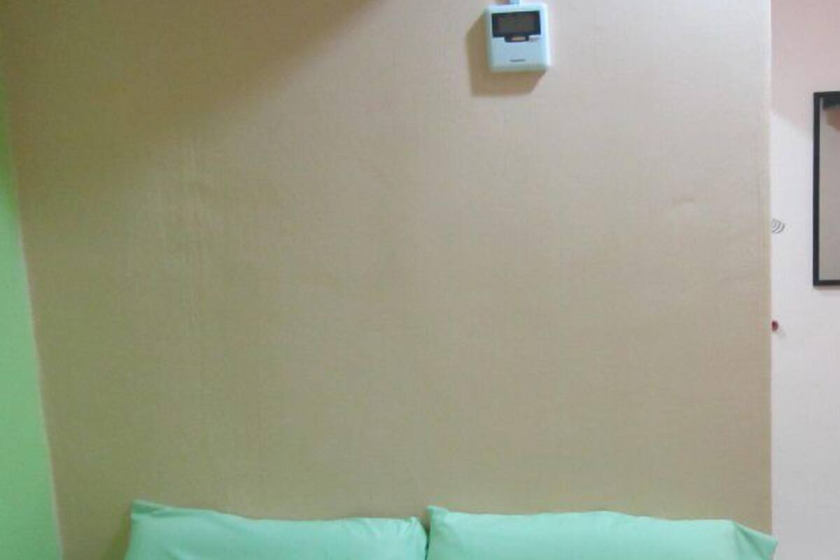 標準客房 | 熨斗/熨衫板、摺床/加床 (收費)、免費 Wi-Fi