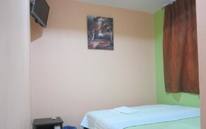 Standard Room | Iron/ironing board, rollaway beds, free WiFi - Best Seven Motel (Langkawi)