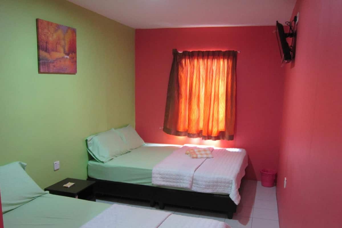 Standard Family Room | Iron/ironing board, rollaway beds, free WiFi