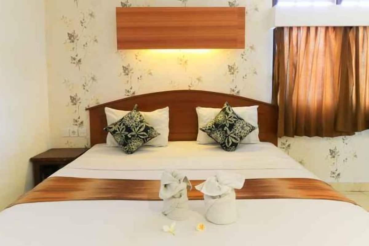 Escritorio, camas plegables/adicionales, wifi gratis y ropa de cama