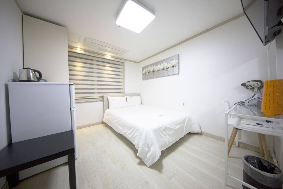 Economy Single Room (No Parking) | 책상, 무료 WiFi