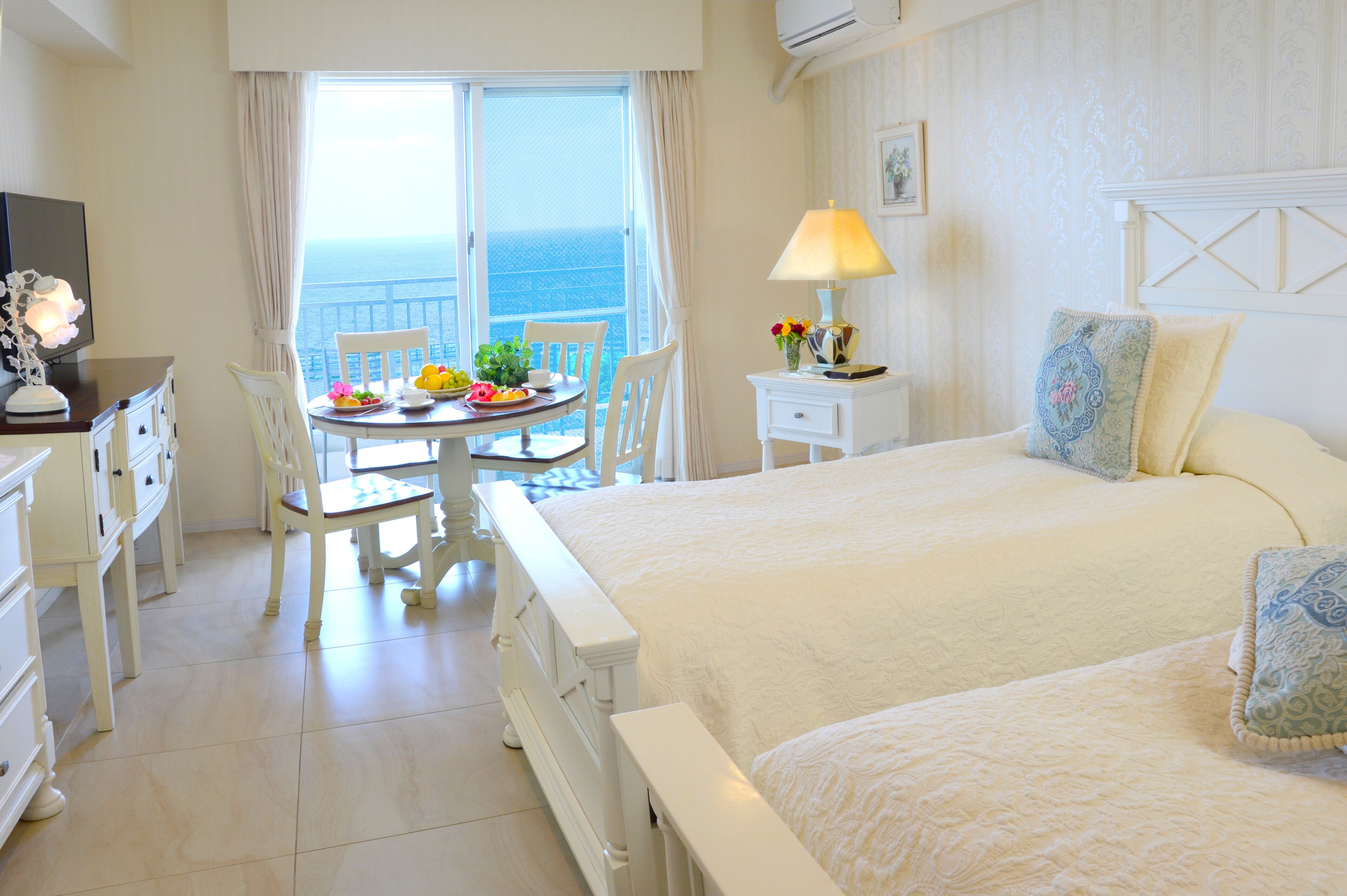 Twin Room, Non Smoking, Ocean View (Corner, For 1-2 people, 33sqm) | In-room safe, individually decorated, individually furnished, desk